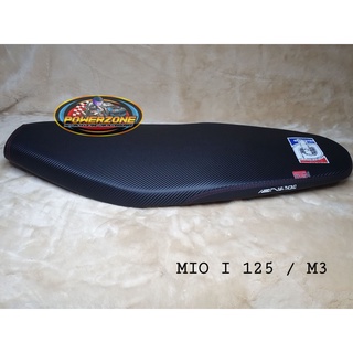 Nathong Super Flat Seat For Mio I M Plain Black Dry Carbon