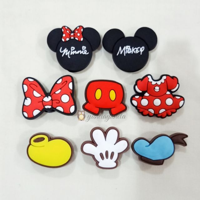 pins crocs disney