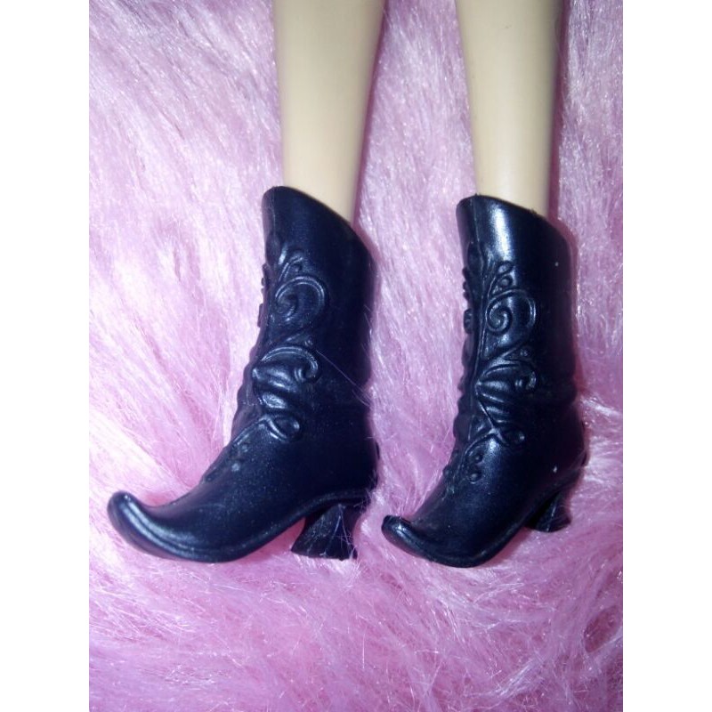 barbie doll boots and shoes and accesories | Shopee Philippines