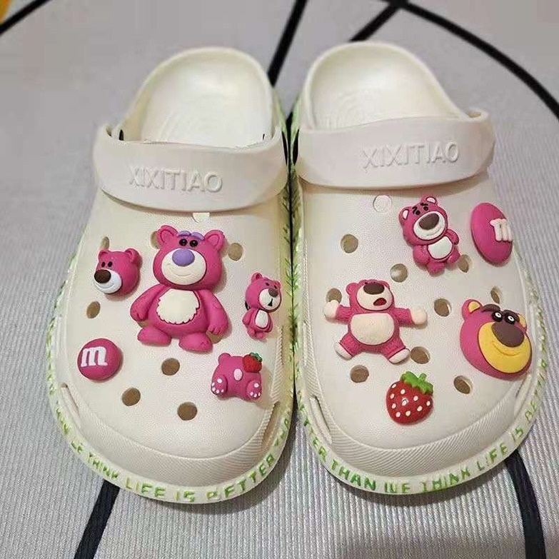 Total 121+ imagen aesthetic pins for crocs Abzlocal.mx