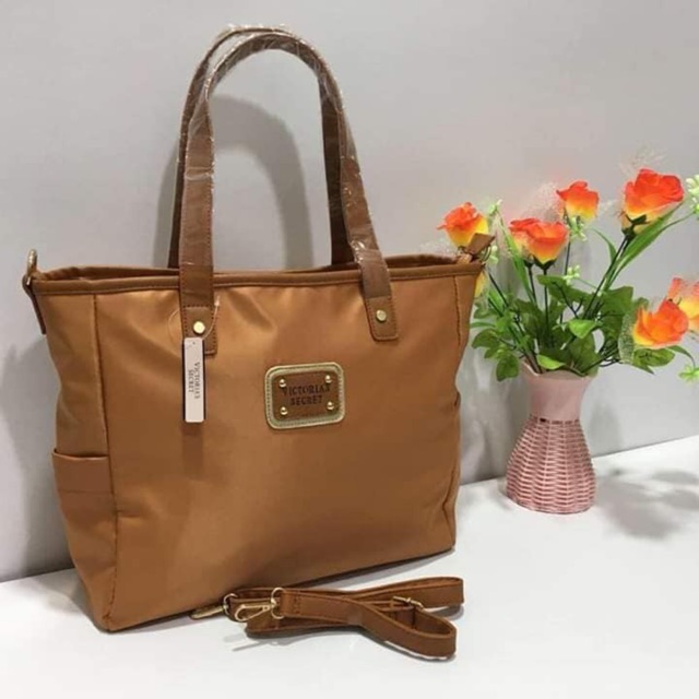 VICTORIA SECRET shoulder bag (14'13inches) Shopee Philippines