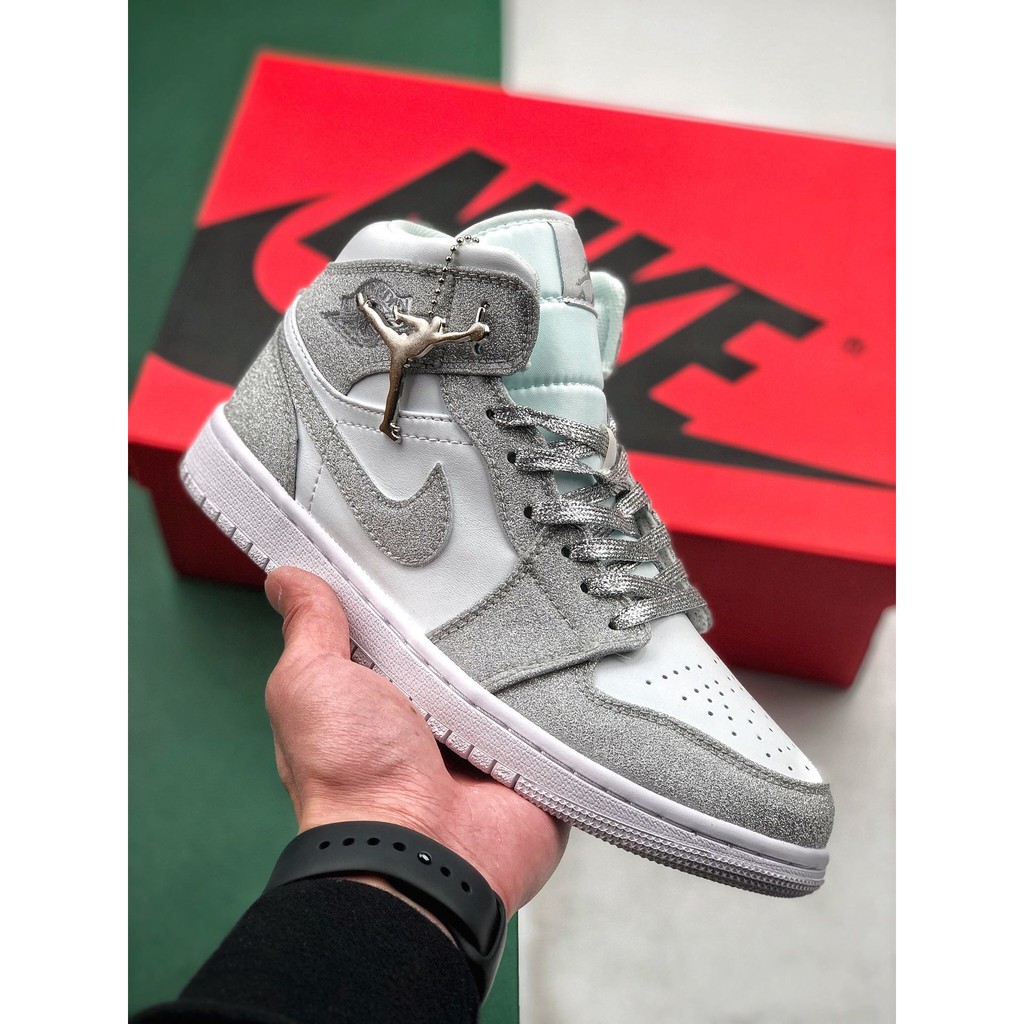 jordan mid 39