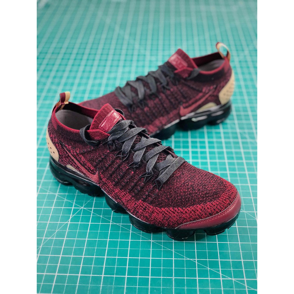 vapormax flyknit maroon