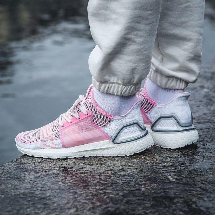 ultra boost 19 pink