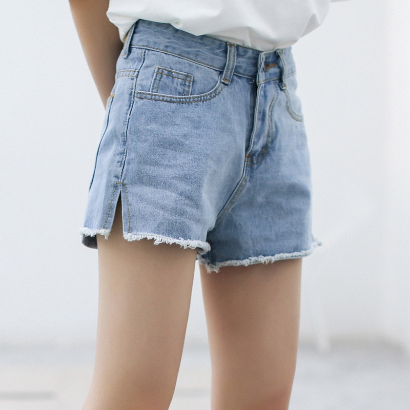 jean shorts that are loose on thighs