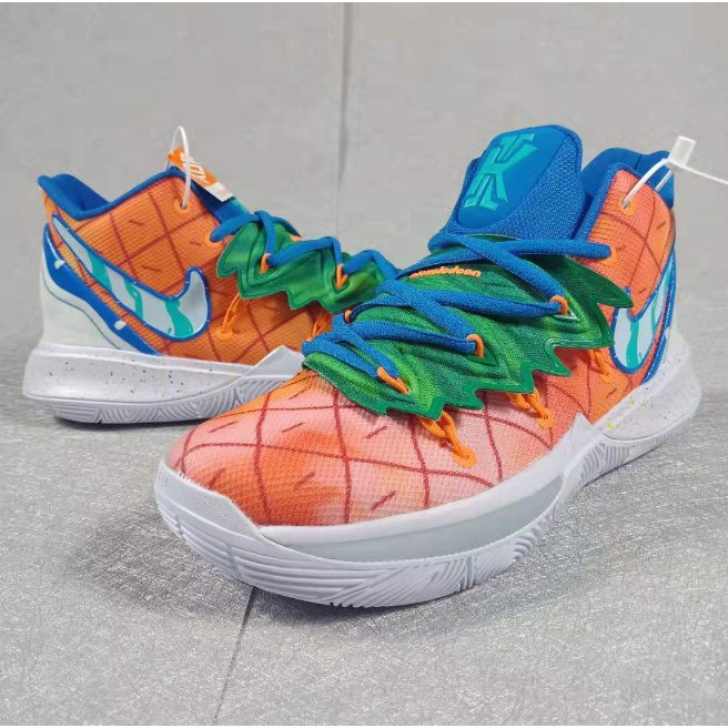 kyrie irving pineapple shoe