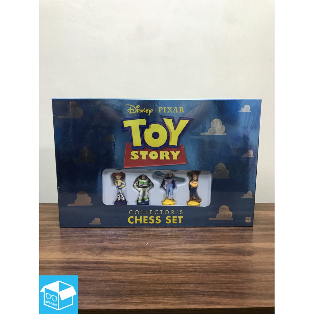toy story collector's chess set