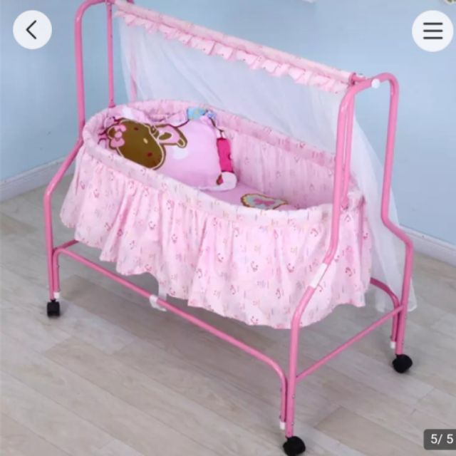 baby crib on wheels