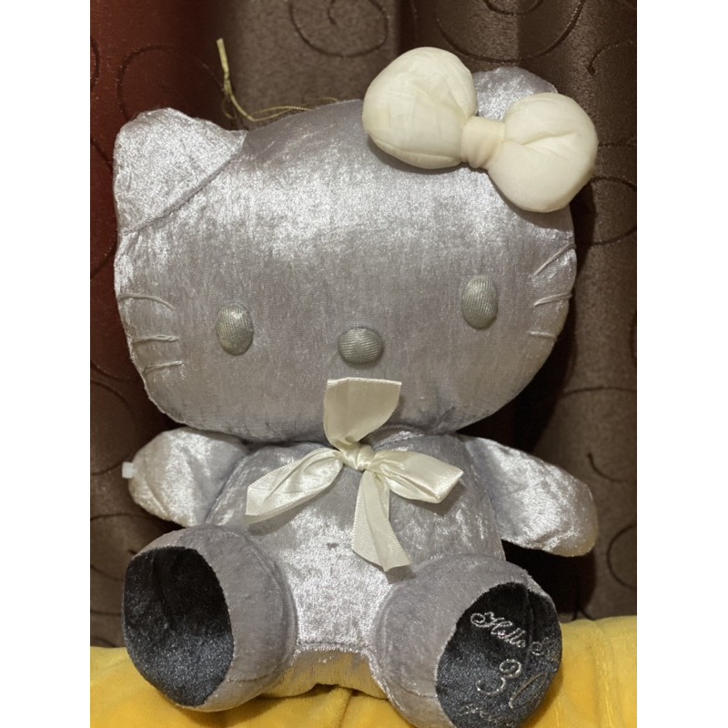 hello kitty 30th anniversary plush