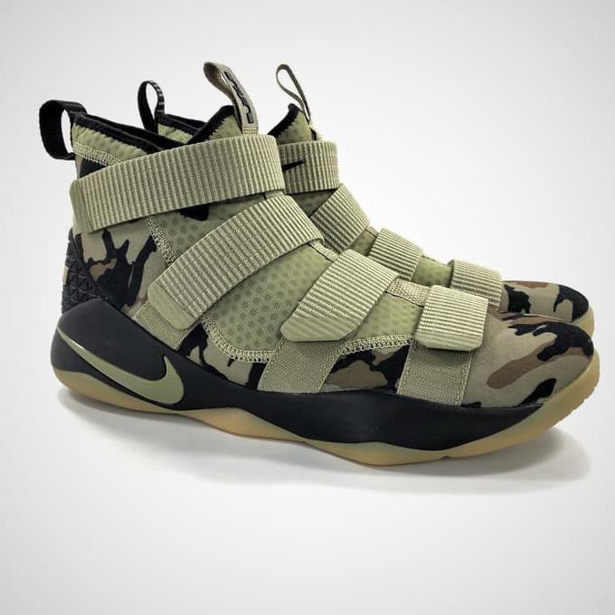 lebron 11 soldier camo