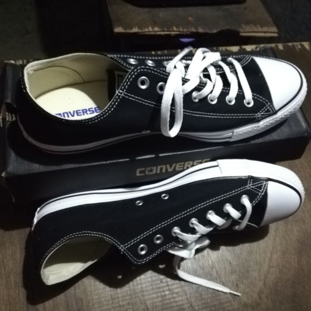 converse black low cut