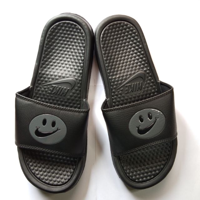 nike slides smiley face