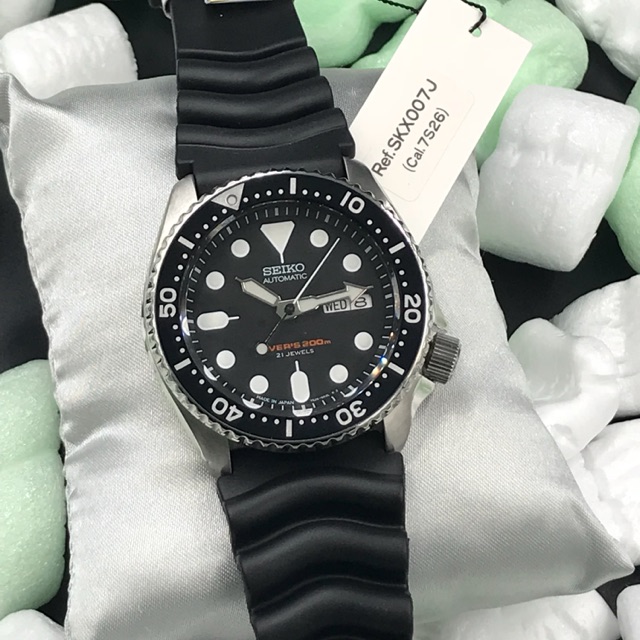 Seiko Skx007j Made In Japan With Rubber Strap Skx007j1 Shopee Philippines