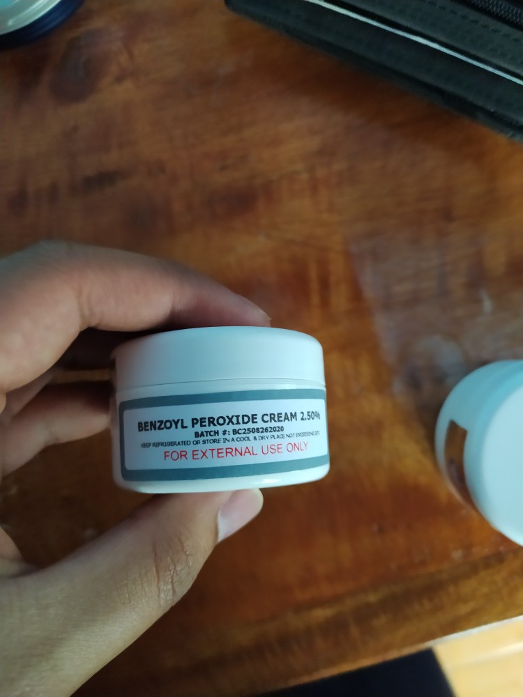 benzoyl face cream
