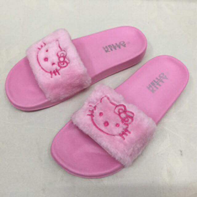 hello kitty slippers adults