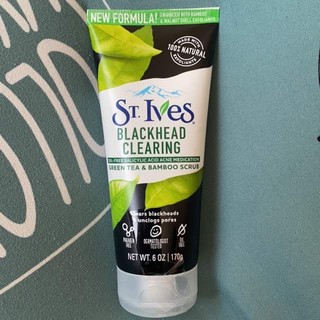 Blackhead Clearing Green Tea Face Scrub St Ives