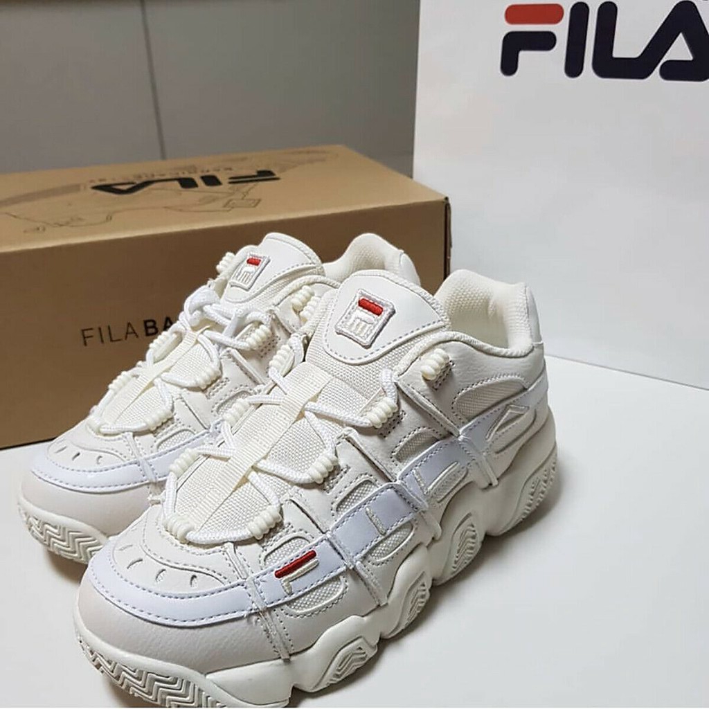 fila barricade