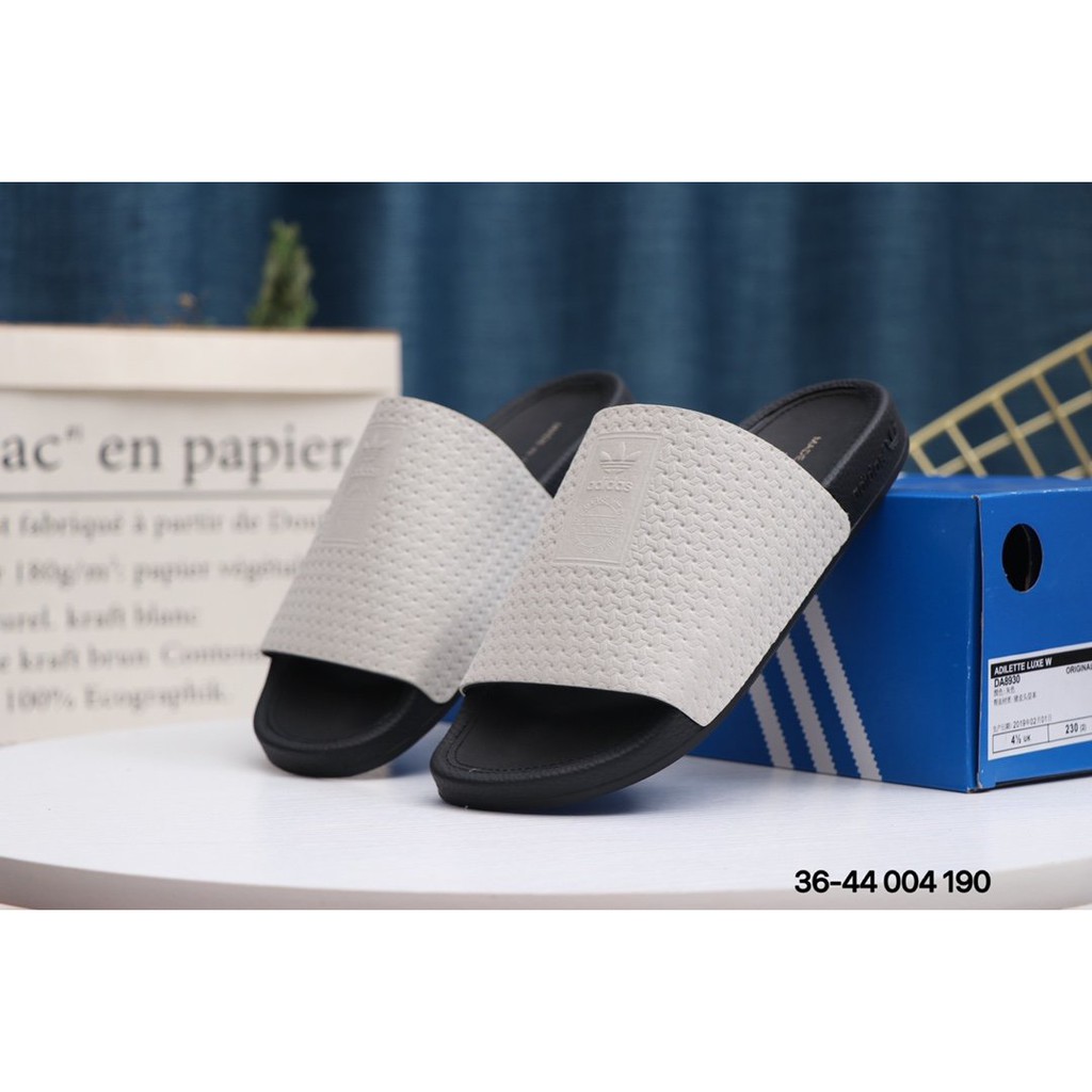 adilette luxe