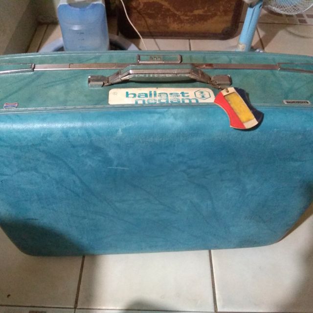 american tourister vintage