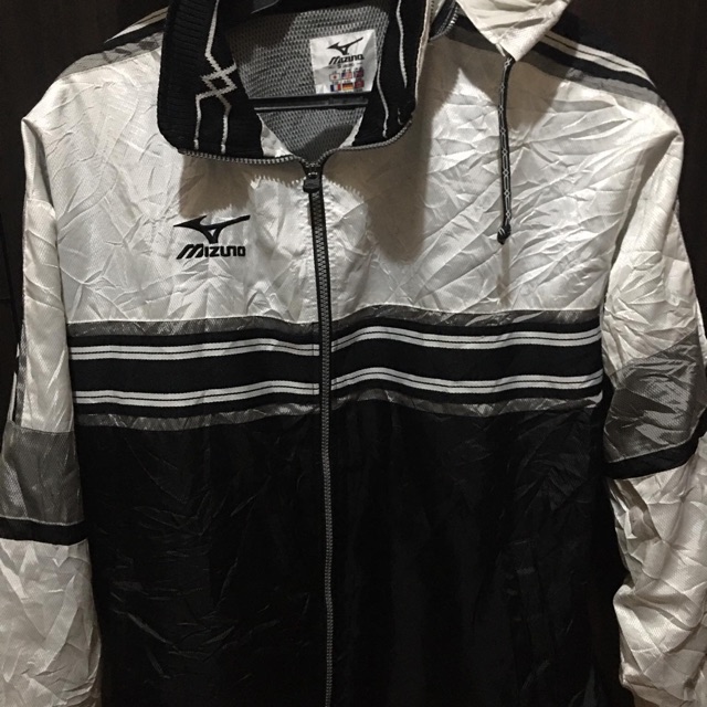 mizuno jacket price