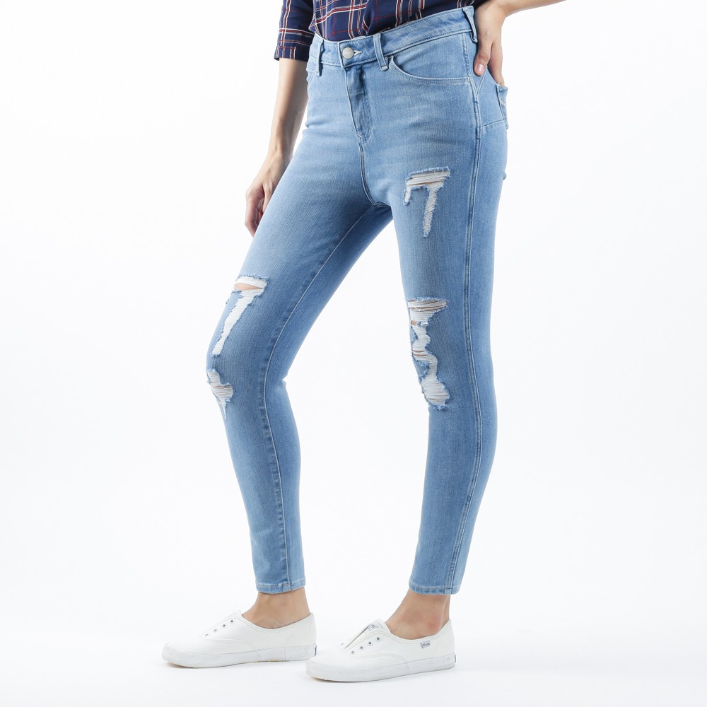 wrangler ripped jeans womens