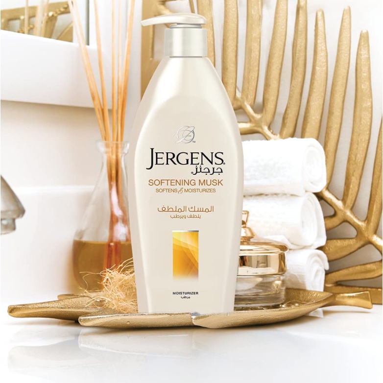 Jergens Smoothing Oud 400ml Dry Skin Moisturizer Dubai UAE Shopee