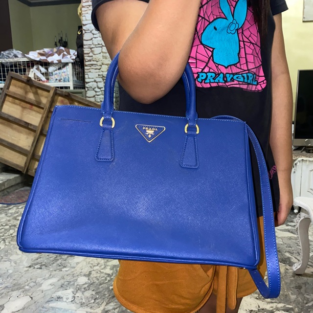 prada blue saffiano bag