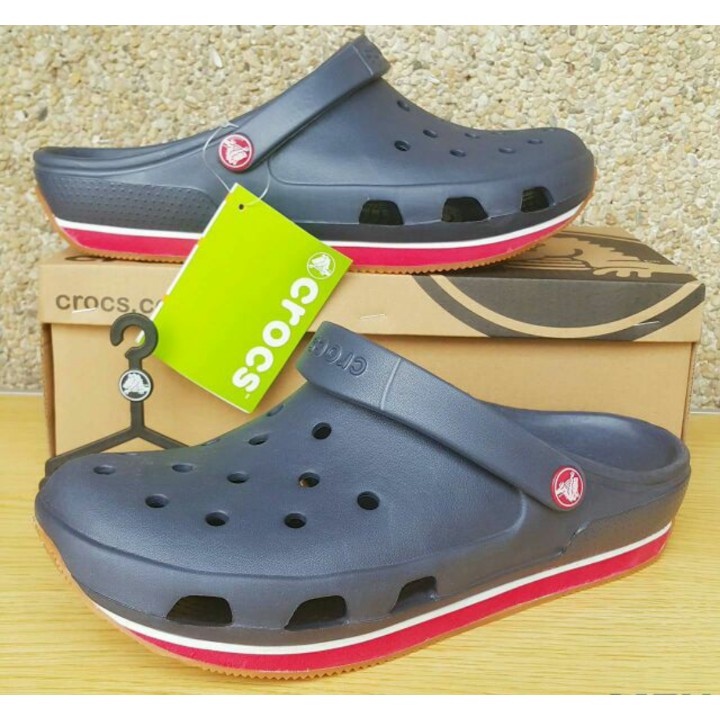 crocs retro clog