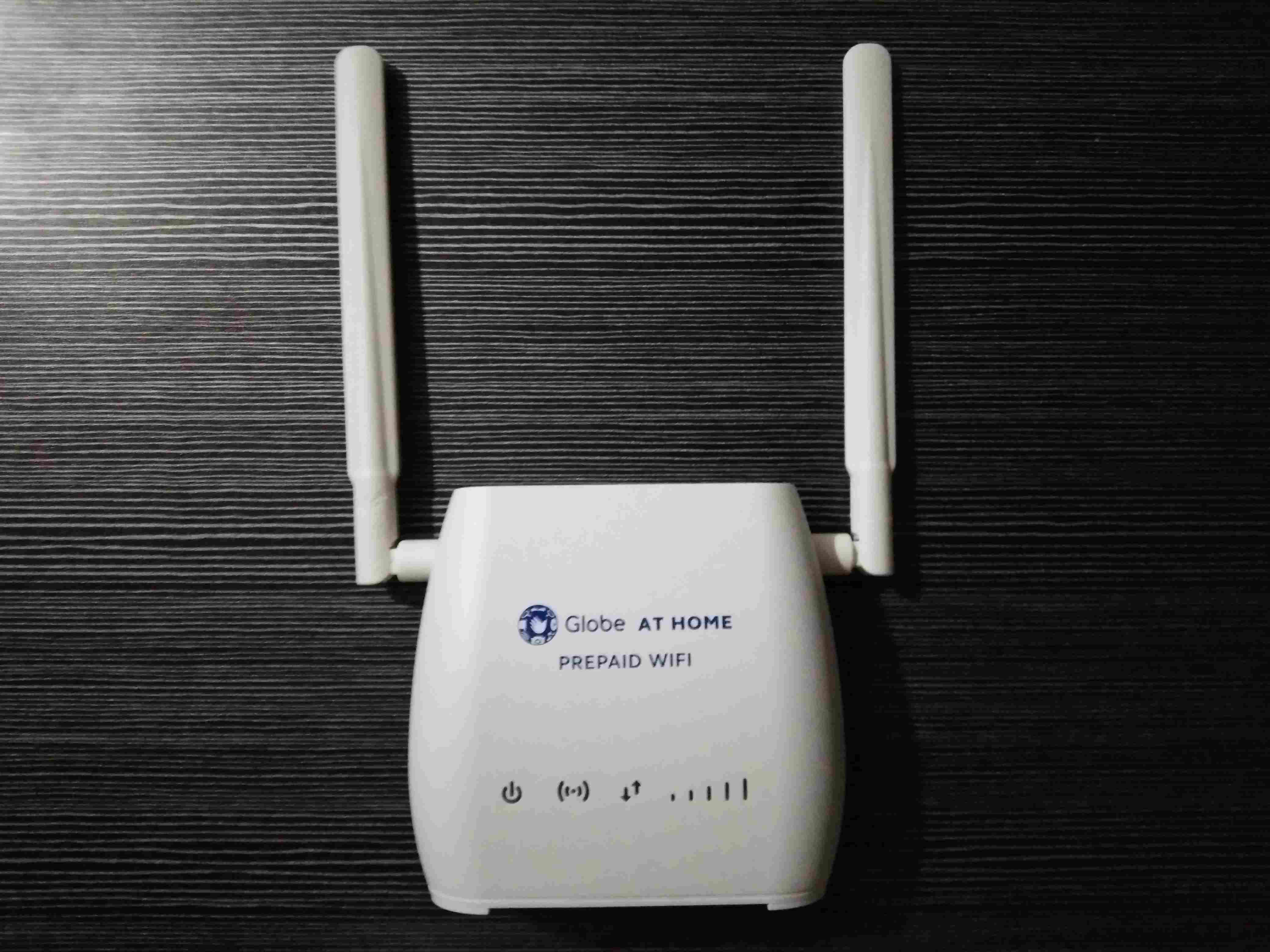 Brandnew Globe at Home Prepaid Wifi ZLT S10G with BuiltIN