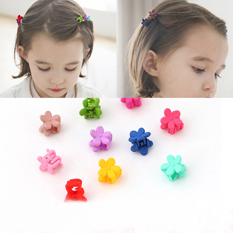 plastic flower hair clips