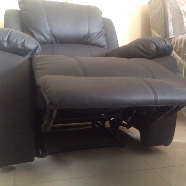 Lazy Boy Sofa Philippines Baci Living Room