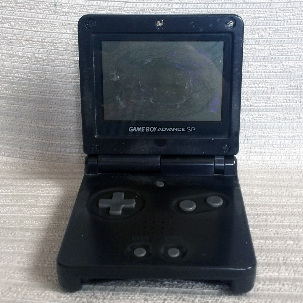 nintendo game boy advance sp