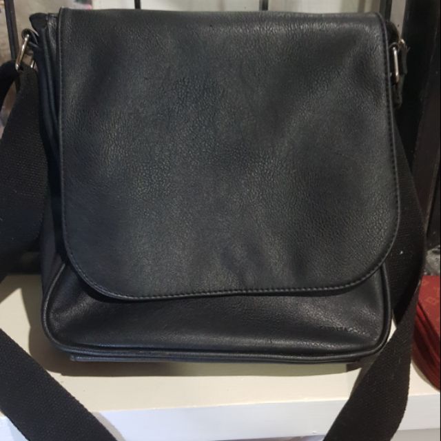 carpisa mens bags