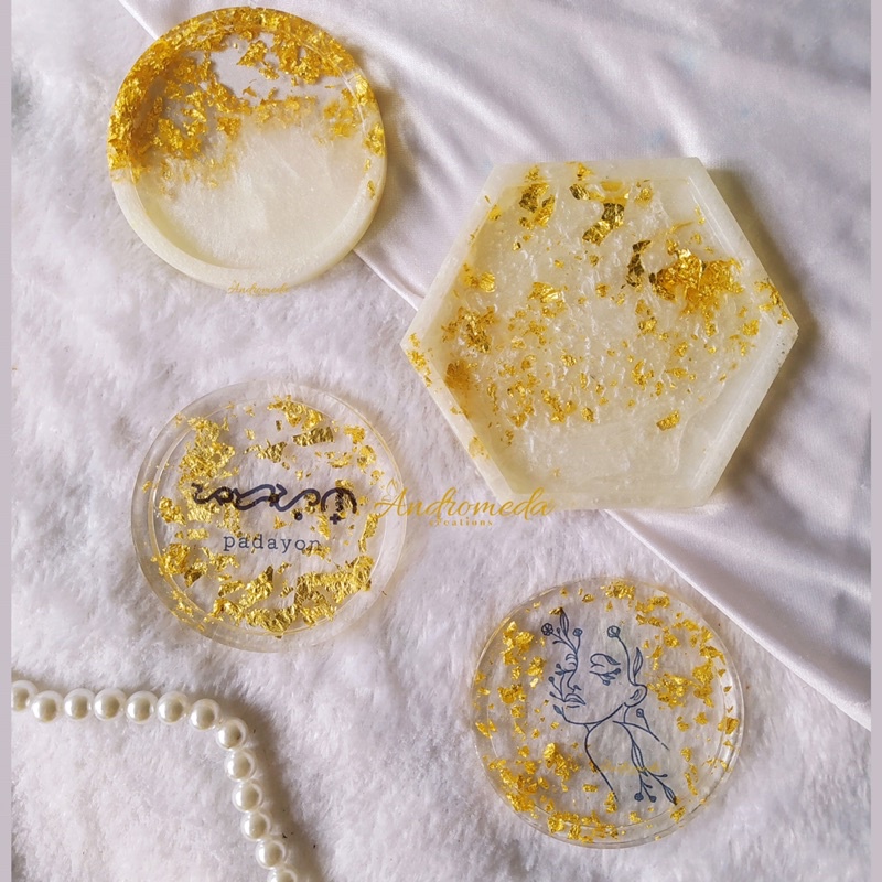 Customized Round Resin Coaster with name, quote, or line art READ