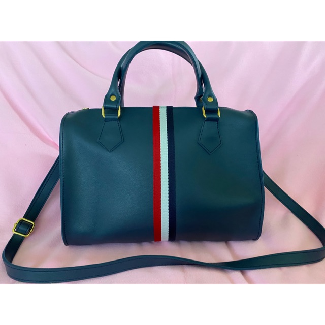 tommy hilfiger doctors bag