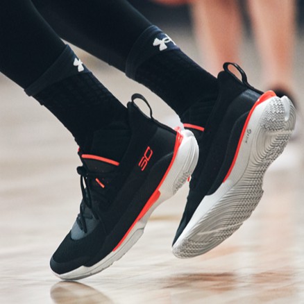 under armour low cut basketball shoes