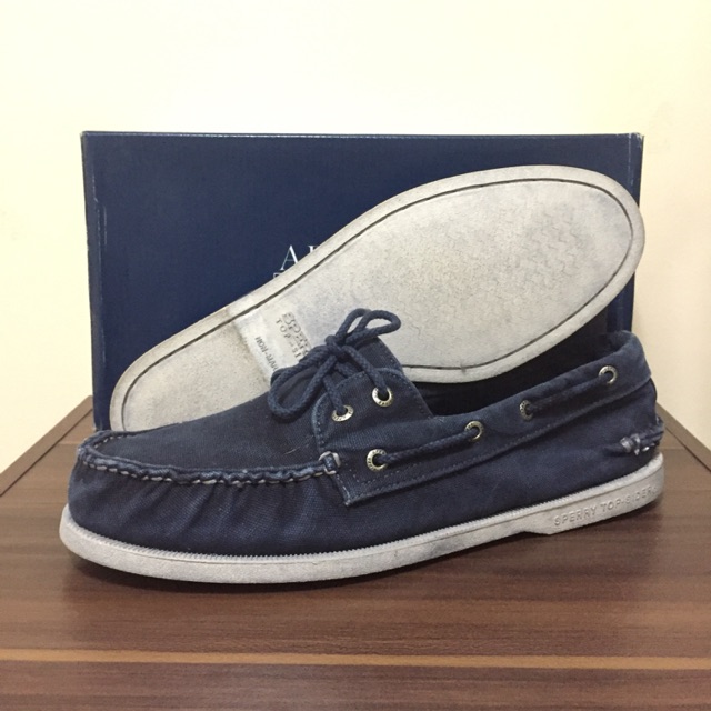 sperry boat shoes sale