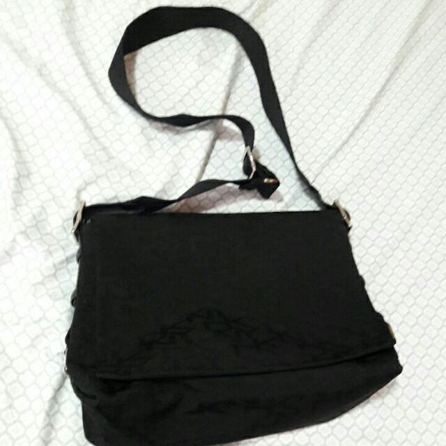 dkny messenger bag