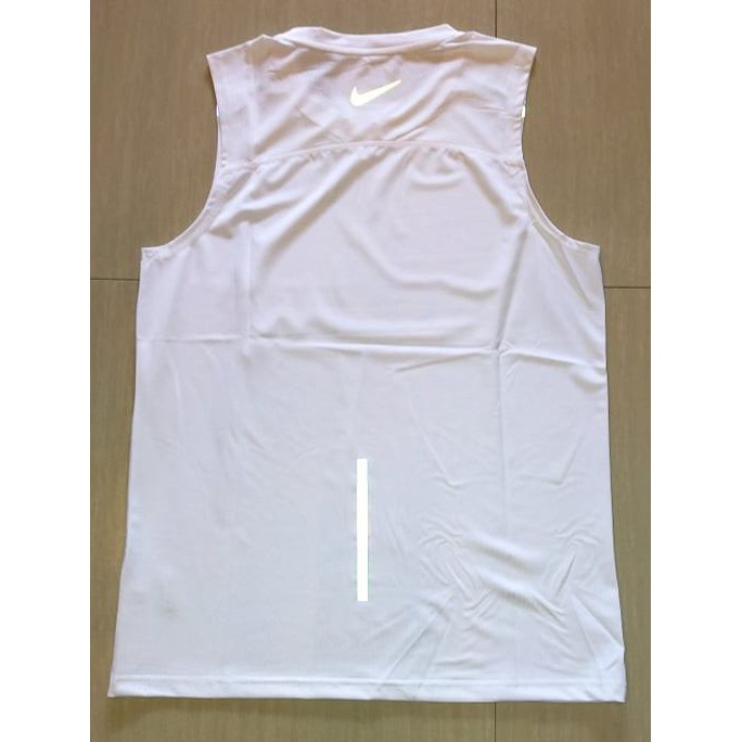 nike sando dri fit