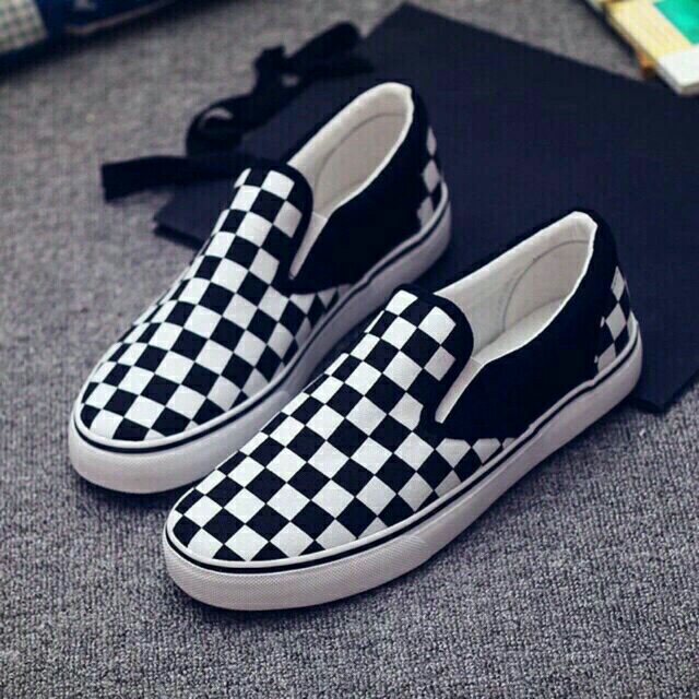 mens vans checkered slip ons