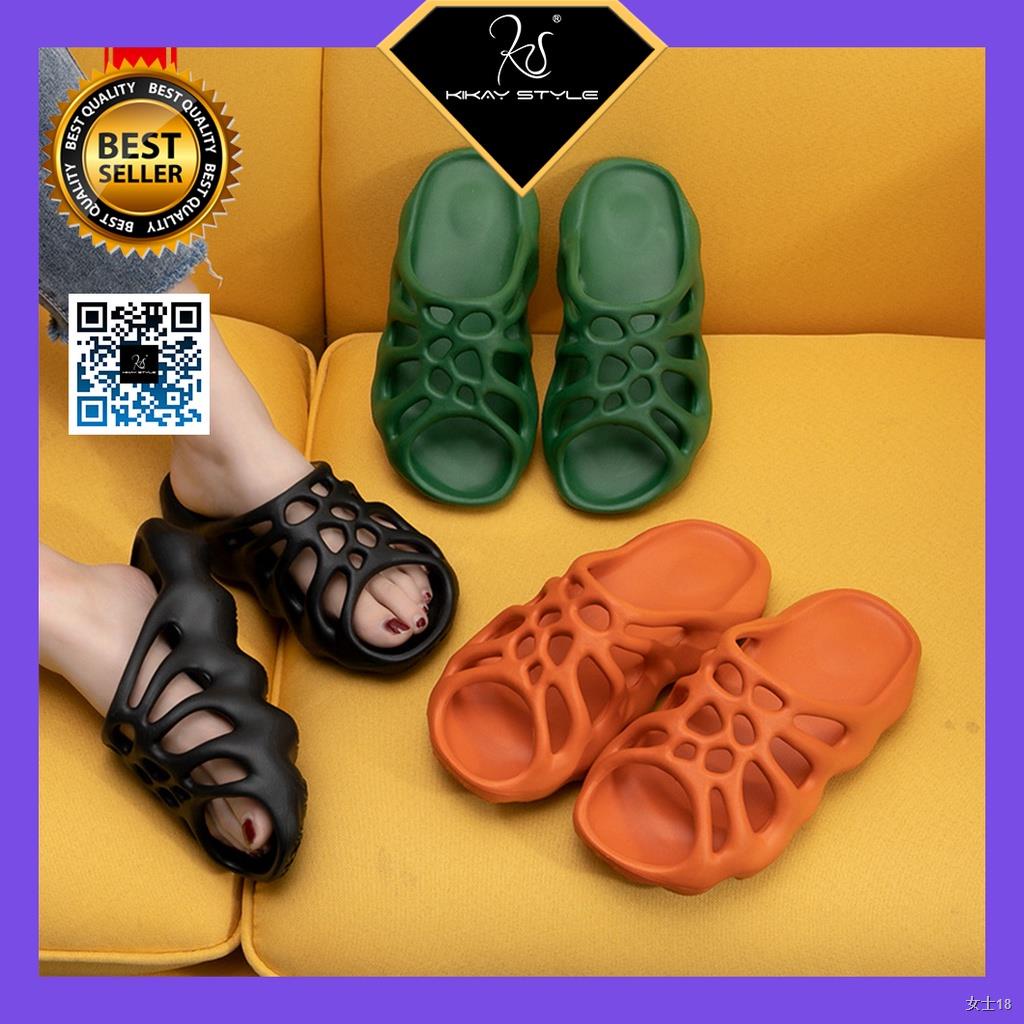 2021 Alien Slippers New Version Yeezy Slide Skull Crocs Slipper Korean ...