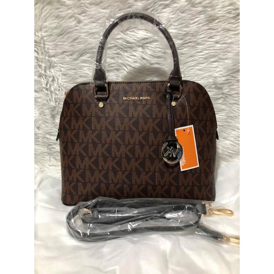 michael kors alma bag