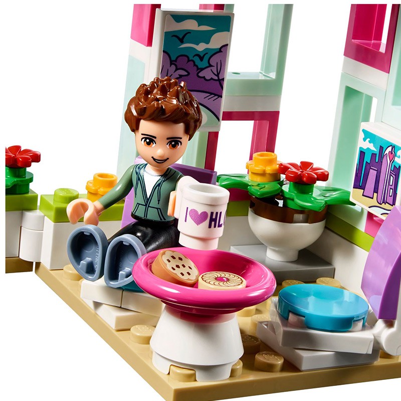 lego friends emma's art café 41336