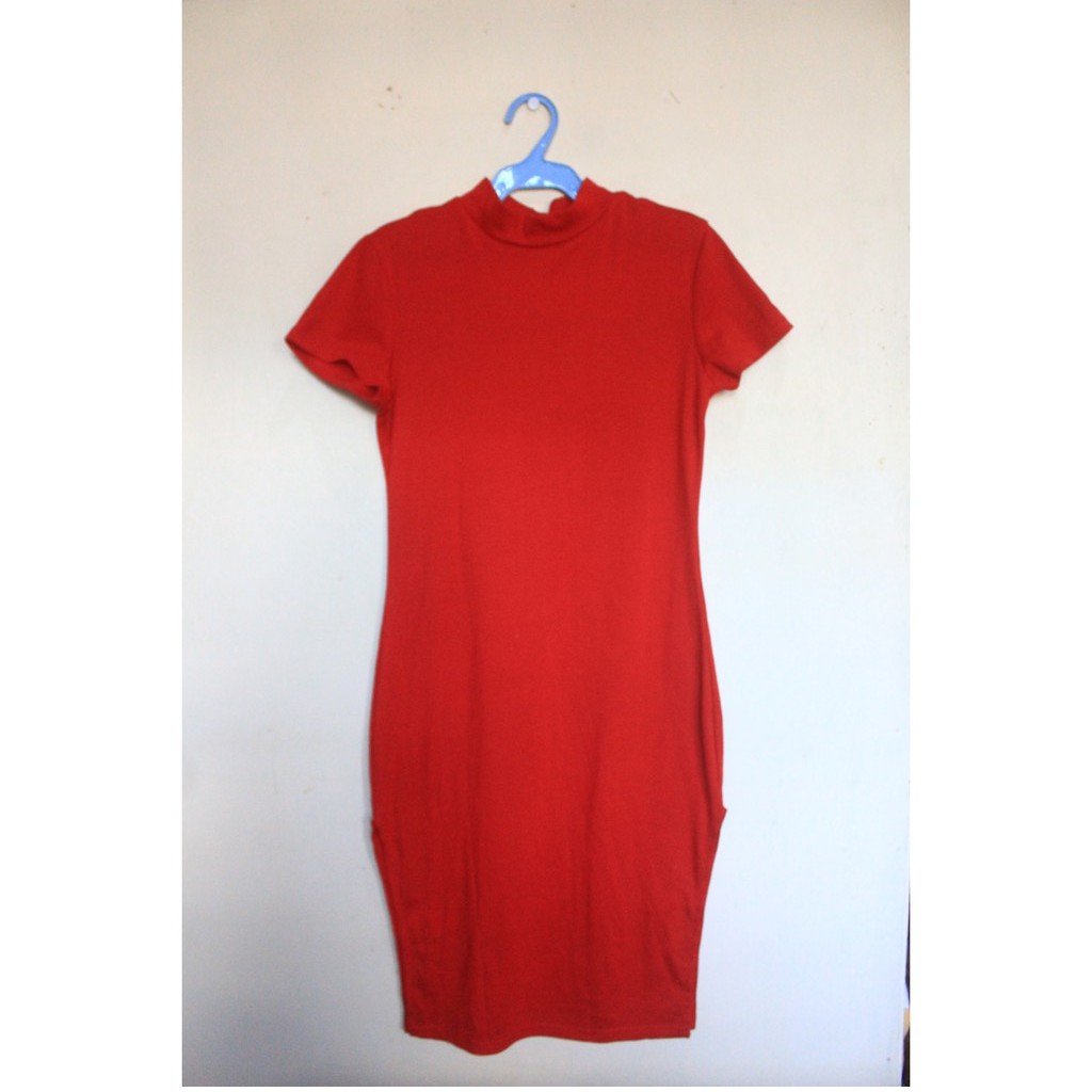 red turtleneck dress with sleeves