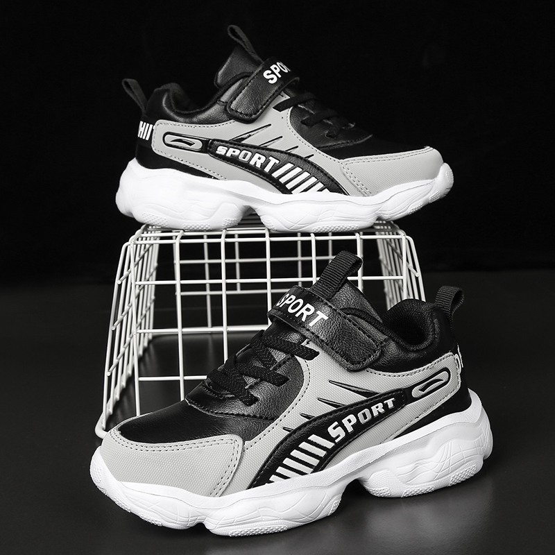 boys hiking sneakers