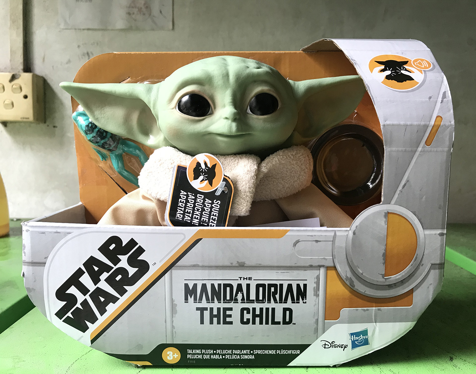 baby yoda hasbro toy