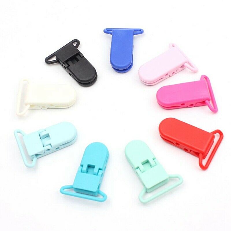 colored plastic clips