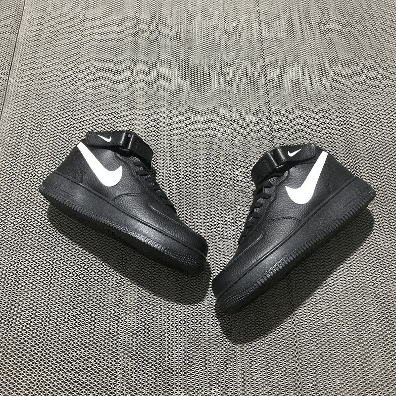 mid air force 1 black