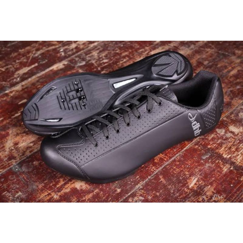 dhb dorica road shoe