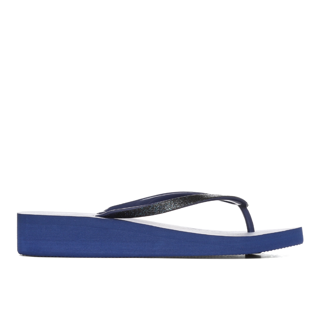 bebe flip flops